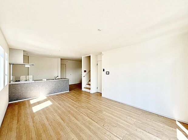 シンプルなデザインなのでインテリアを考えるのも楽しみですね!