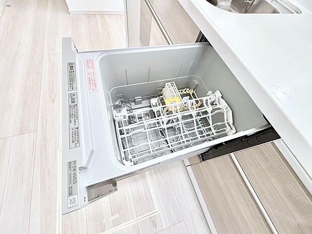 面倒なお片づけは食洗機にお任せ!家事の負担が減って、時間にも気持ちにもゆとりができます。