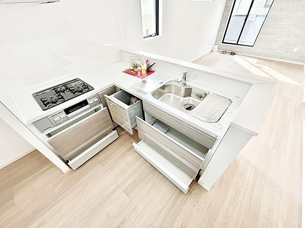 ◆2号棟◆使いやすさを優先したスライド式収納タイプ！