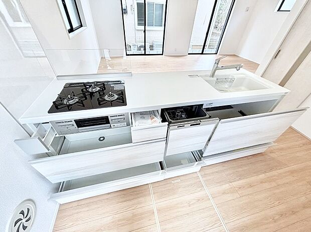 ◆1号棟◆使いやすさを優先したスライド式収納タイプ!