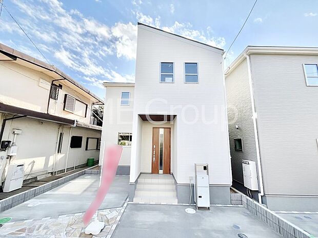 たっぷりの陽光と心地よい風が舞い込む住まい