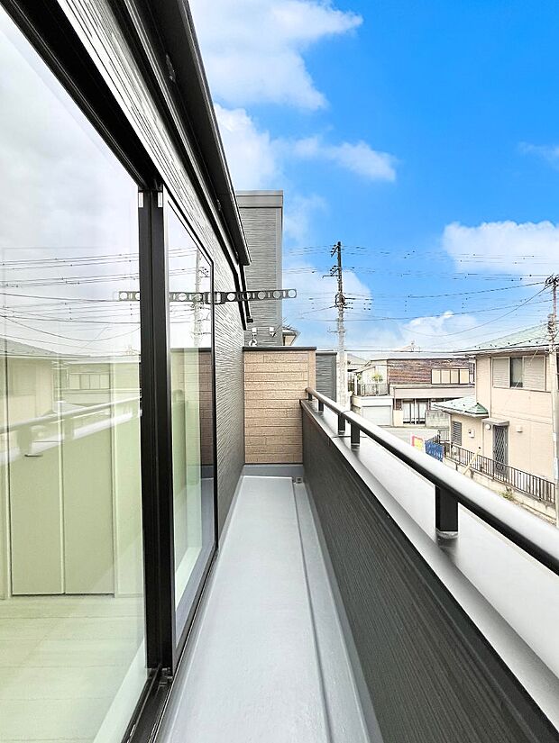 風通しの良いバルコニー