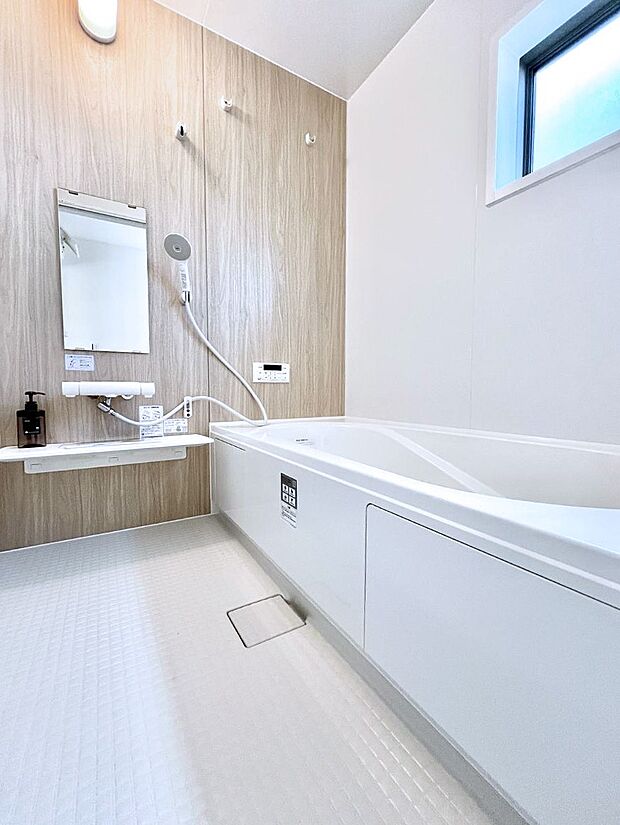 一日の疲れを癒やす大切なバスタイム。ゆっくりとお風呂を楽しんで疲れをとりたいですね！  