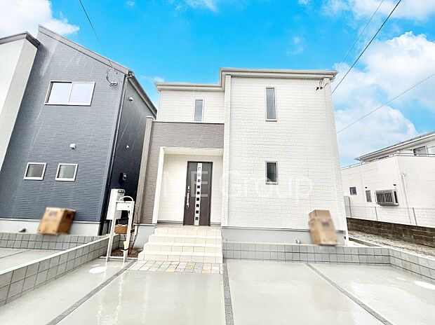 洗練された外観、上質な住空間が広がる室内は永く安心して過ごせる住居です。