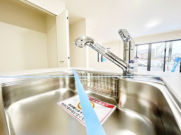 ◆1号棟◆いつでも清潔なおいしいお水を。一つの水栓で水道水と浄水を使い分け。