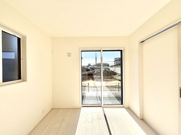 ◆1号棟◆〜Bed Room〜　子供部屋はお子様にとって大変重な役割があります。子供一人で過ごす空間を与えることで、宿題や勉強時間も自然と増えまた自ら部屋の片付けや掃除なども促すことに繋がります。