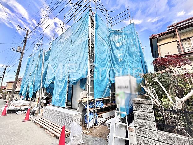 ◆2号棟◆〜Exterior〜 流鉄流山線「鰭ヶ崎駅」駅徒歩7分!駅近の利便性と豊かな自然を享受する住環境のもと、彩り豊かな快適な暮らしは家族を笑顔にしてくれそうです。