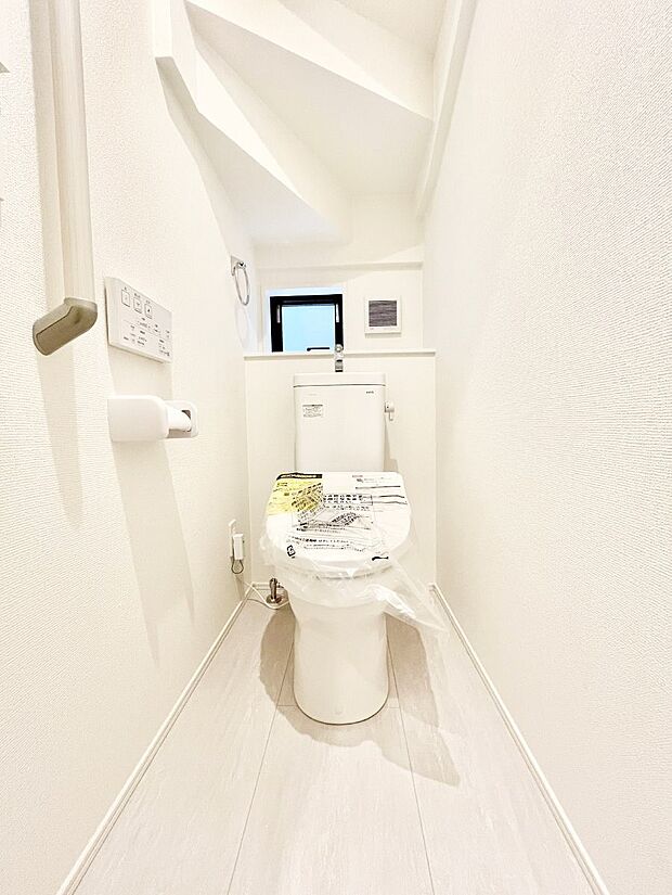 トイレは温水洗浄機能付き