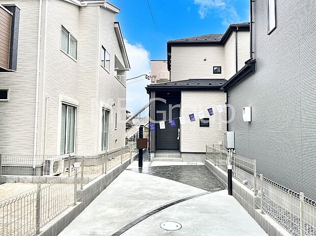 心地よい暮らしが送れそう!明るい陽光に包まれる全室2面採光の住まい。