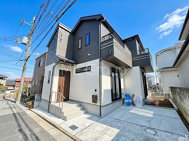 ~Exterior~ 一戸建ての大きなメリットは、自分達の「土地」を「自由に」使える事です。ガーデニングやDIY,車やバイクの趣味など様々な用途で利用できます。