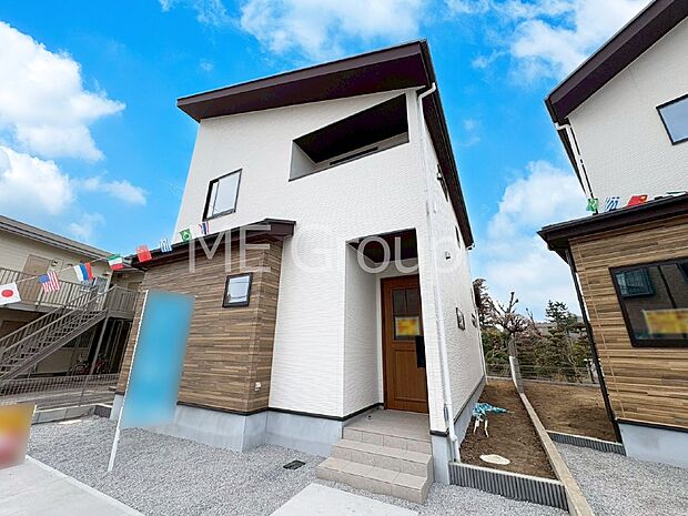 ◆2号棟◆～Exterior～　東武野田線「江戸川台」駅徒歩3分！駅近の利便性と豊かな自然を享受する住環境のもと、彩り豊かな快適な暮らしは家族を笑顔にしてくれそうです。