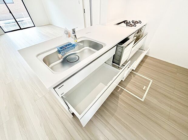 ◆1号棟◆使いやすさを優先したスライド式収納タイプ!