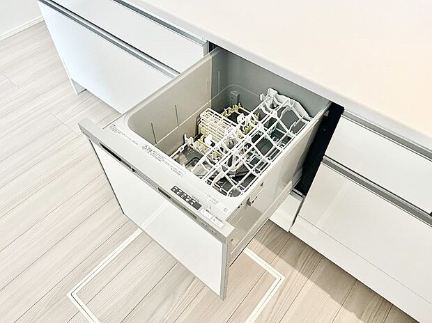 ◆1号棟◆面倒なお片づけは食洗機にお任せ！家事の負担が減って、時間にも気持ちにもゆとりができます。