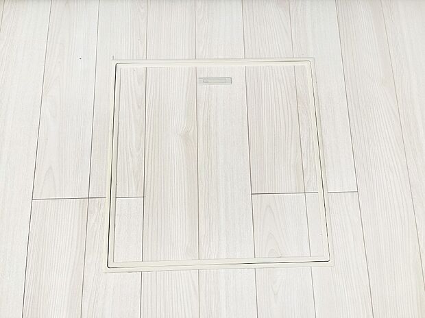 床下収納付き！日用品・非常用品の収納にも大活躍。