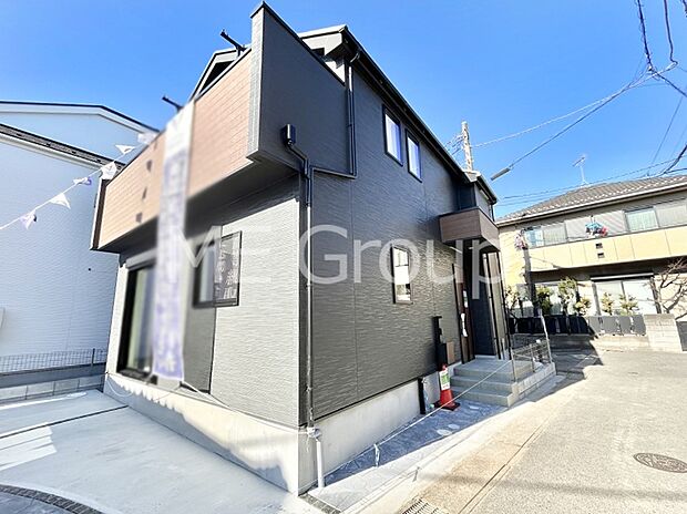 洗練された外観、上質な住空間が広がる室内は永く安心して過ごせる住居です。 