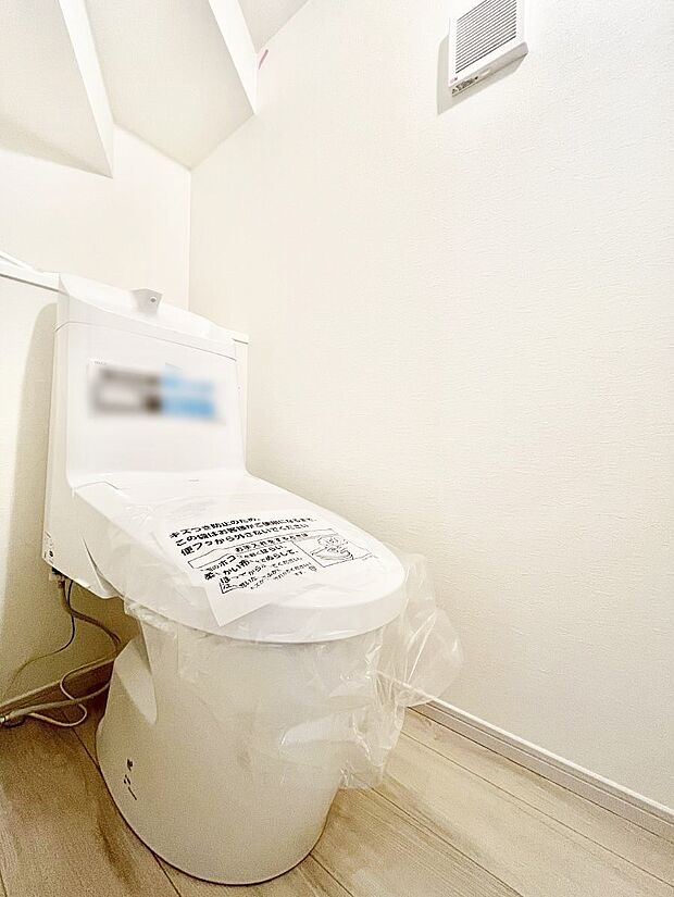 トイレは安心の2箇所！朝のバタバタも一安心です。