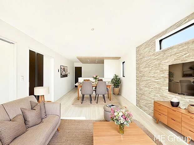 アクセントクロスを使用したワンランクアップの空間 ※家具はCGです