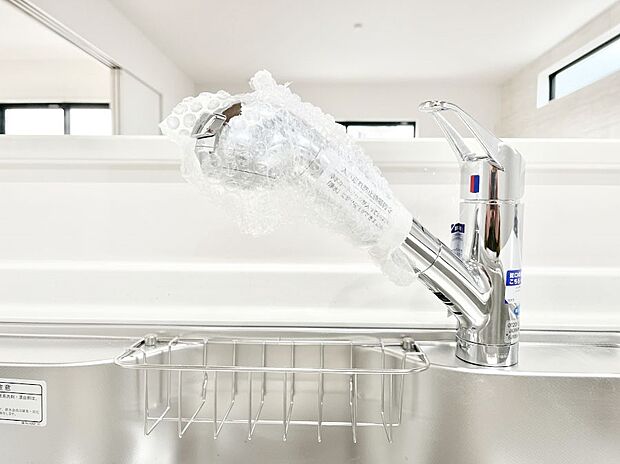 ◆4号棟◆いつでも清潔なおいしいお水を。一つの水栓で水道水と浄水を使い分け。