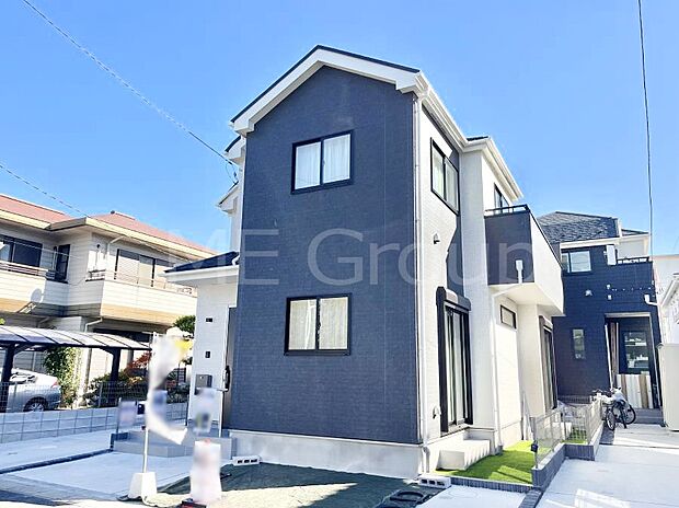 〜Exterior〜　一戸建ての大きなメリットは、自分達の「土地」を「自由に」使える事です。ガーデニングやＤＩＹ，車やバイクの趣味など様々な用途で利用できます。