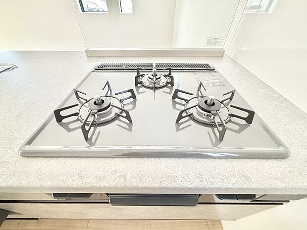 三口ガスコンロでお料理が一気にはかどりそう。  