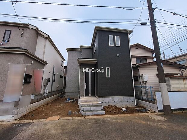 ◆B号棟◆~Exterior~ 忙しく過ぎゆく日常を置き去るほど、ゆったりした時間が流れる住環境。『快適』は「家」と「街」と「環境」が調和した時に訪れるだと改めて感じさせてくれます。