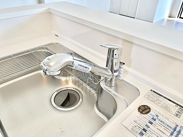 ◆1号棟◆いつでも清潔なおいしいお水を。一つの水栓で水道水と浄水を使い分け。