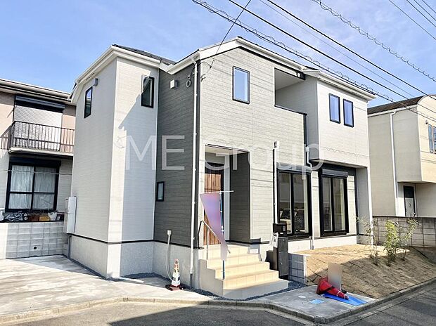 ~Exterior~ 閑静な住宅地で子育て家族にピッタリ。毎日のお散歩も快適な緑に恵まれたエリアで、自然に包まれた穏やかな暮らしを実現するための、ゆとりある住環境が整っています。