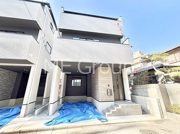 洗練された外観、上質な住空間が広がる室内は永く安心して過ごせる住居です。