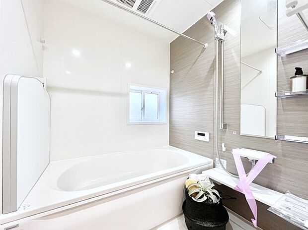 一日の疲れを癒やす大切なバスタイム。ゆっくりとお風呂を楽しんで疲れをとりたいですね！  