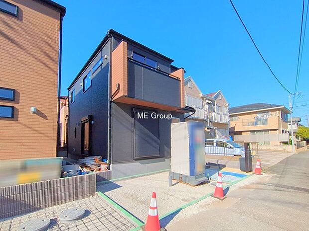 ◆1号棟◆〜Exterior〜周辺には学校や買物施設もあり生活、子育てに適した環境が広がっています!「永住地」として、物件のご見学だけではなく、周辺の環境や通学できる学校についてもご相談ください!