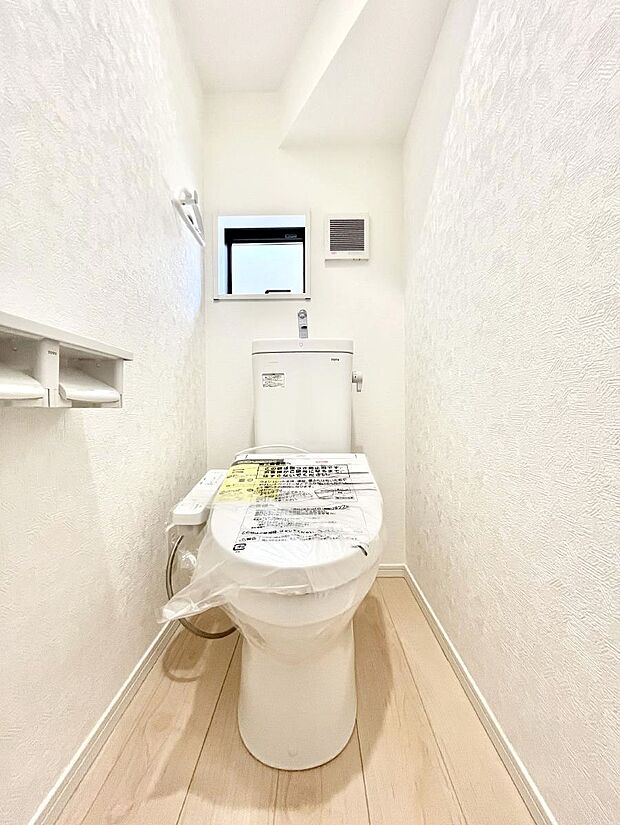 トイレは1階と2階それぞれに配置されていてとても便利です。 