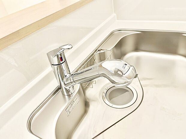 ◆4号棟◆いつでも清潔なおいしいお水を。一つの水栓で水道水と浄水を使い分け。