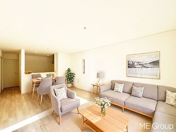 落ち着いた雰囲気のＬＤＫは家族みんなの快適空間※家具はCGです