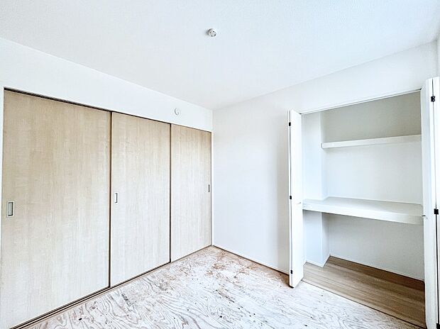 リビング隣接の和洋室は毎日の暮らしに癒しと安らぎをもたらしてくれます