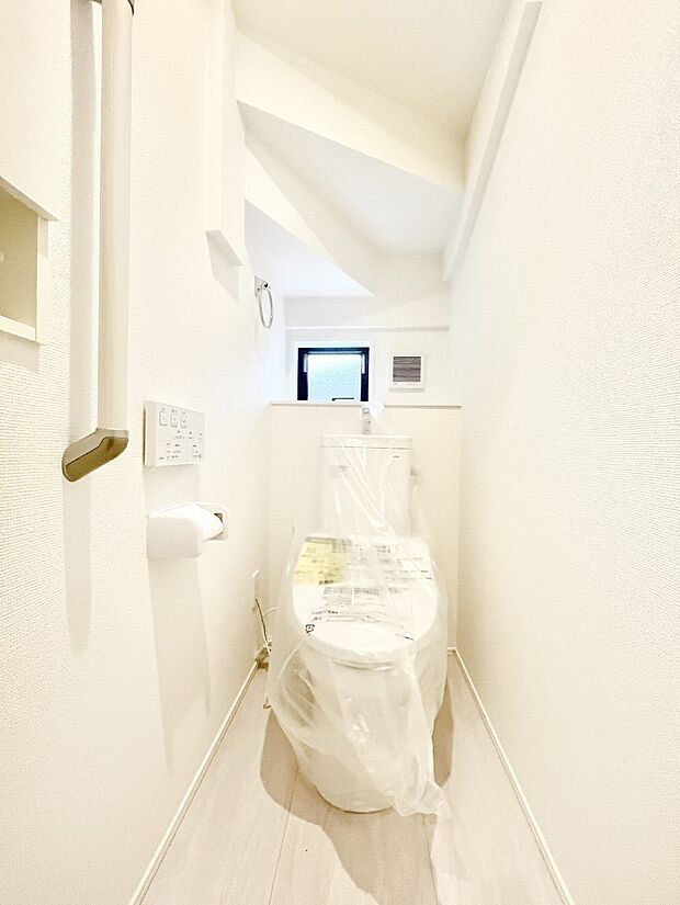 トイレは安心の2箇所!朝のバタバタも一安心です。