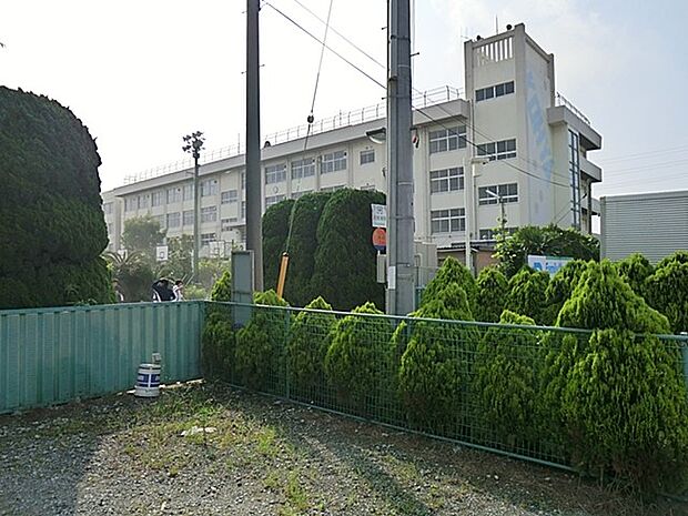 中学校 1300m 市川市立高谷中学校