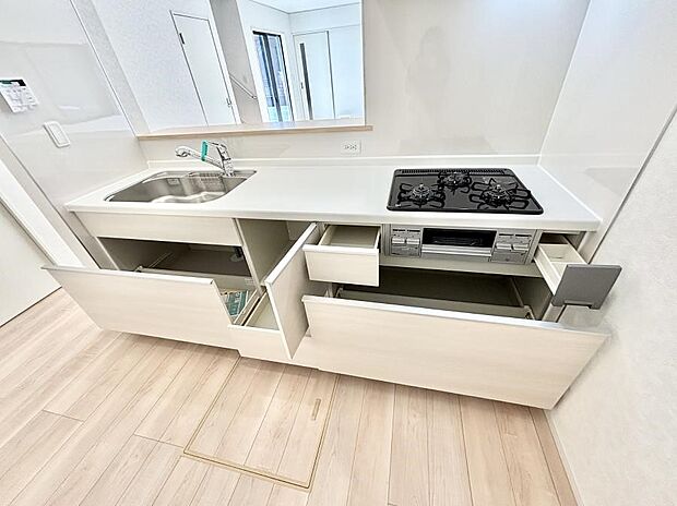 ◆2号棟◆使いやすさを優先したスライド式収納タイプ！