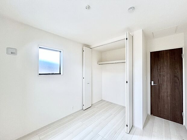 収納が充実しているので居住スペースを広々使えます