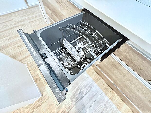 ◆1号棟◆面倒なお片づけは食洗機にお任せ!家事の負担が減って、時間にも気持ちにもゆとりができます。