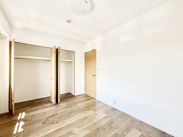 寝室を拡大表示