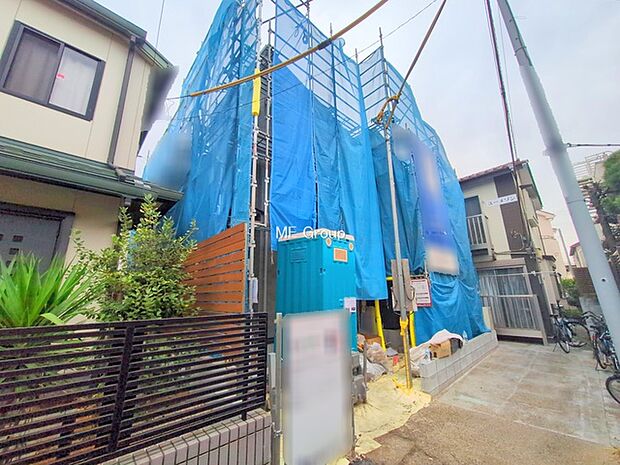〜Exterior〜 一戸建ての大きなメリットは、自分達の「土地」を「自由に」使える事です。ガーデニングやDIY,車やバイクの趣味など様々な用途で利用できます。
