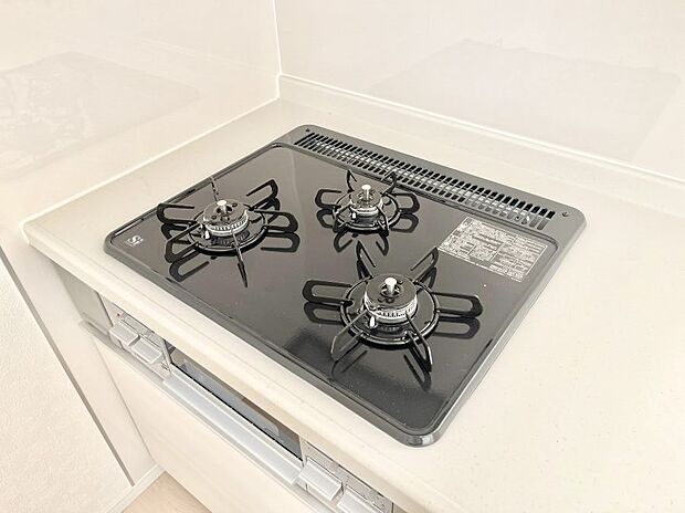 三口ガスコンロでお料理が一気にはかどりそう。  