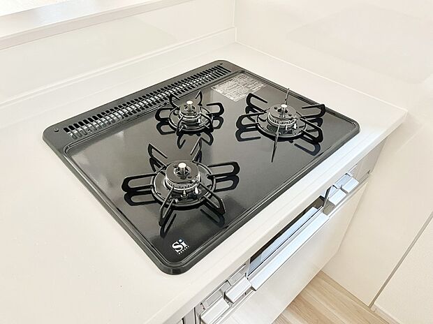 三口ガスコンロでお料理が一気にはかどりそう    