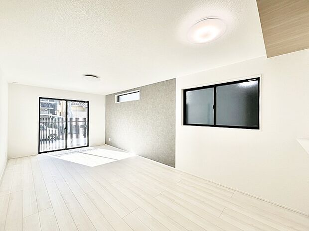 家族の笑顔が自然と生まれてくる、そんな雰囲気のダイニングに仕上がっています 