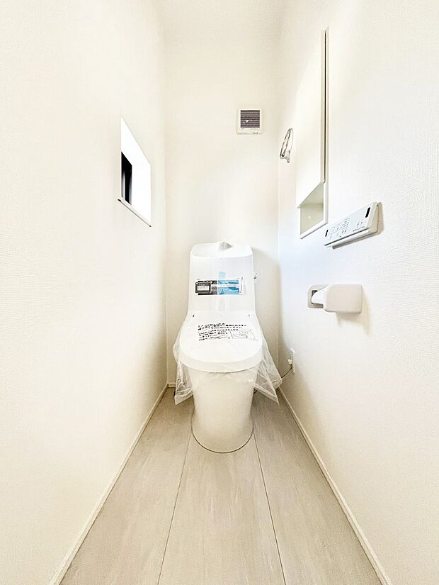 トイレは1階と2階それぞれに配置されていてとても便利です。