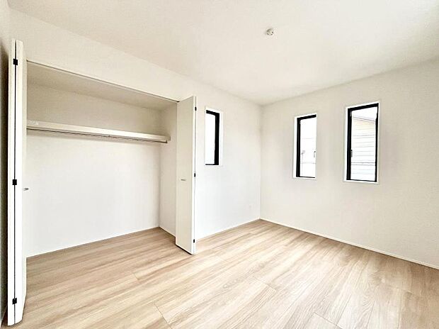 収納が充実しているので居住スペースを広々使えます