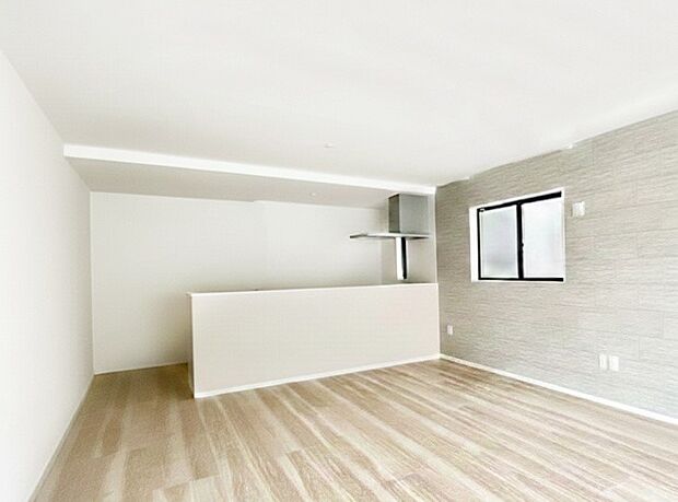 ~Living~ ここにはみんなが集い、食事と楽しい会話が始まる。話に夢中になりすぎて、ついつい時を忘れ夜半過ぎになってしまう。そんな束の間の幸せを感じさせてくれる場所でありたい。※2号棟同仕様