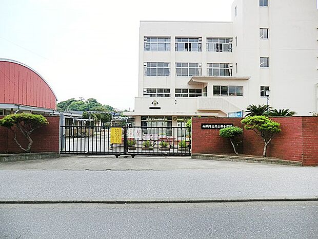 小学校 720m 船橋市立芝山東小学校