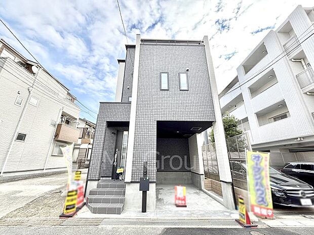 〜Exterior〜　周辺には学校や買物施設もあり生活、子育てに適した環境が広がっています！「永住地」として、物件のご見学だけではなく、周辺の環境や通学できる学校についてもご相談ください！