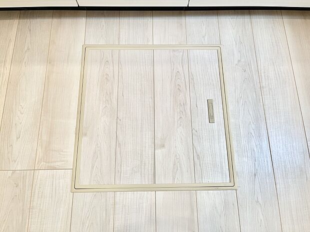 ◆3号棟◆床下収納付き！日用品・非常用品の収納にも大活躍。